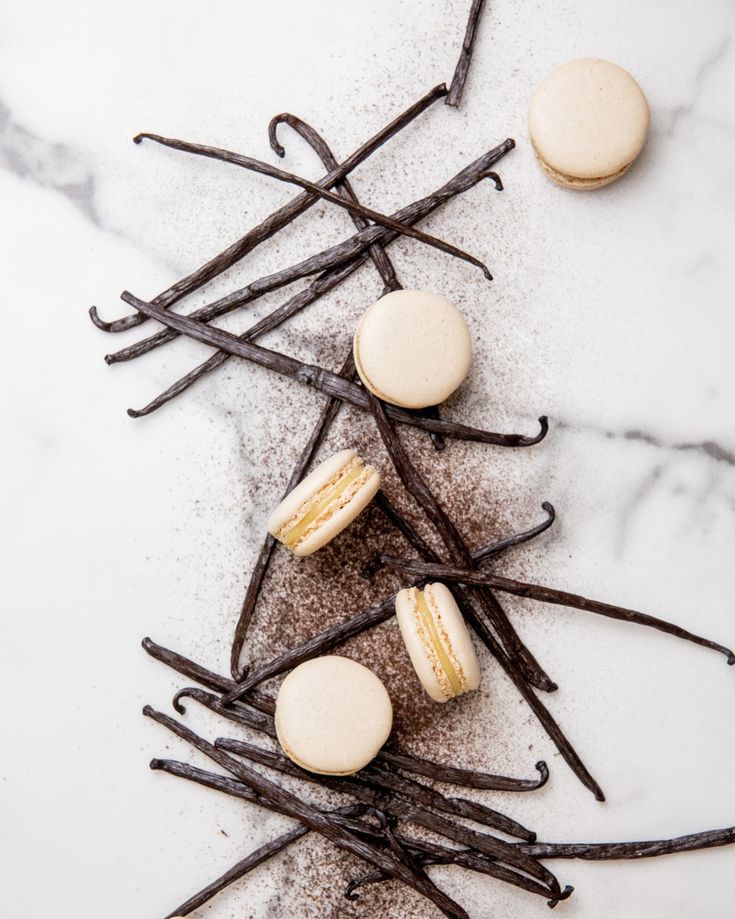 VANILLIN