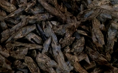 Black Agarwood - Artificial
