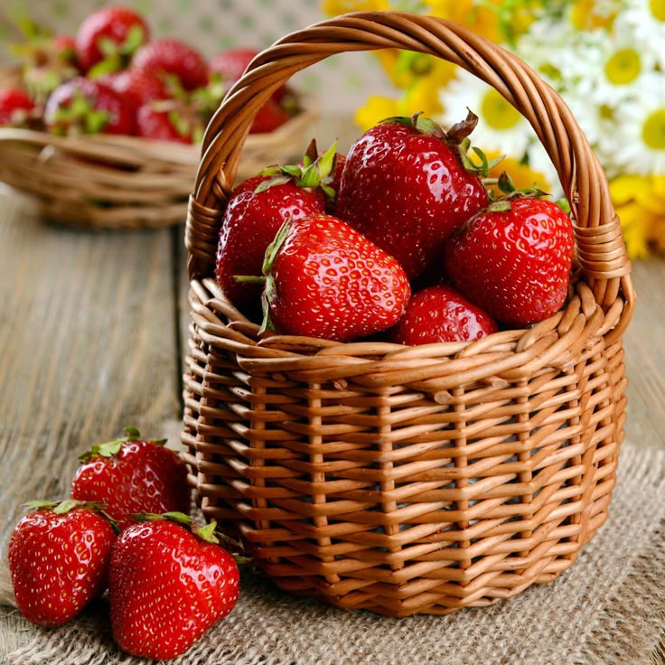 Aldehyde c-16 Strawberry - Ethyl methyl phenyl glycidate